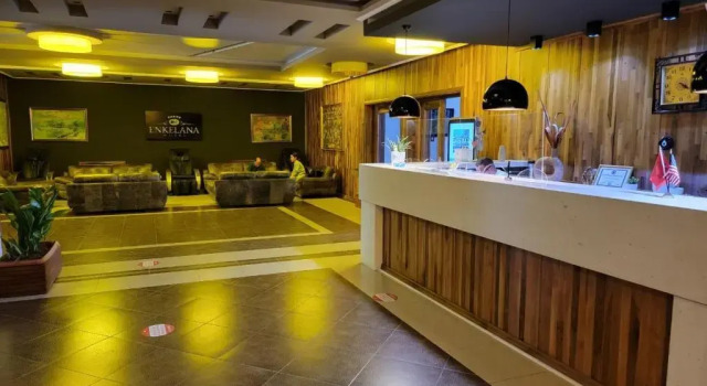 Hotel Enkelana, Reserva ahora Hotel Hoteles en Korçë County con piscina, Piscina