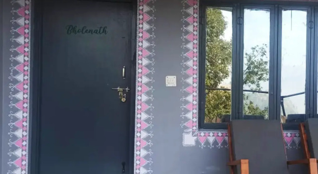 Shiva Valley Resort & Retreat Center Hotel, Rezervovat Lázně / Resort Kokliyal Gaon Uttarakhand