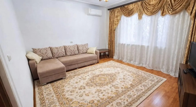 Tsentr Goroda Alma-Ata Samal 2 Flat, Rezervovat Apartmán Hotely v Almaty s bazénem, Bazén