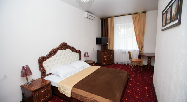 Royal, Prenota Hotel Hotel a Penza Region con piscina, Piscina