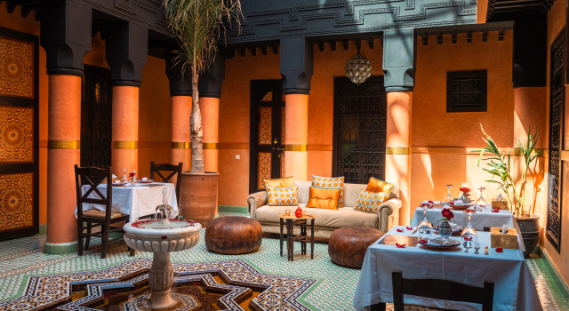Riad Sultan Suleiman & Spa, Забронировать Курортный отель Отели Марракеш-Тенсифт-Эль-Хауз с парковкой, Парковка