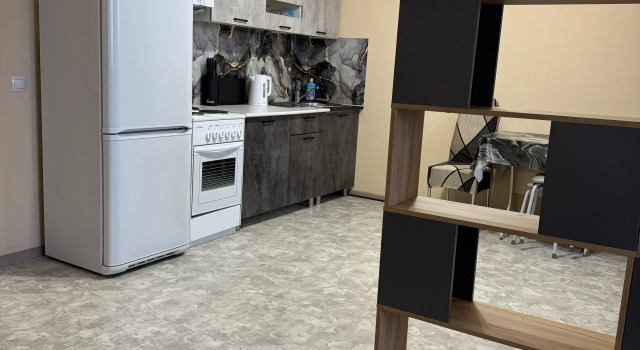 Uyutnaya Studiya V Novostroyke Flat, Réserver Appartement Lensk Lensky Ulus