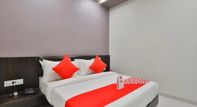 Raj Palace Hotel, Rezervovat Hotel Hotely v Gujarat s parkováním, Parkování