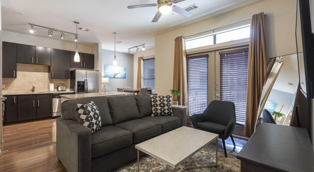 Апарт-Отель City Place 4302, Забронировать Апарт-отель Хьюстон Texas Gulf Coast, рядом с Станция хьюстонского скоростного трамвая "Белл"