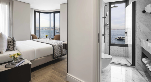 Угловой люкс с видом на море Dream Inn Karaköy Bosphorus