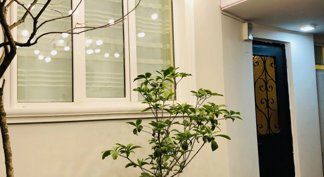 Апарт-Отель Central Batumi, Забронировать Апарт-отель Отели Батуми с парковкой, рядом с Фонтан Нептуна, Парковка