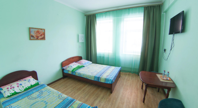 Camera tripla Standard Red Hotel