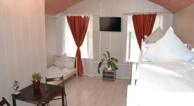 Семейный номер Standard с балконом и с красивым видом из окна Хостел Oh, my bed!