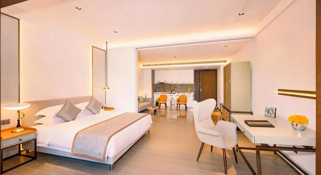 Номер Superior с видом на город Sanya Rock Platinum Seaview Hotel