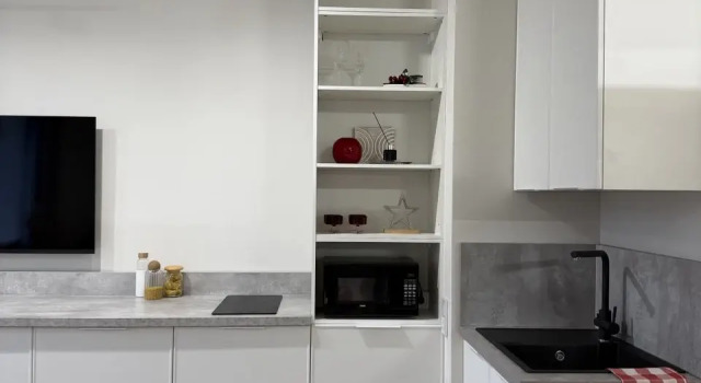 Studiya Klyuchnikoff V Tsentre Goroda Flat, Prenota Appartamento Hotel a Samara con parcheggio, Parcheggio