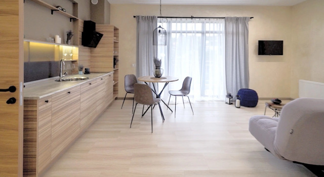 Mira Krym s Vidom na Bassein Apartments, Book Lejlighed Lejligheder i Alushta, Ukraine, Lejlighed