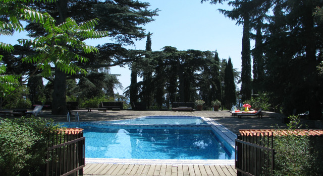 Resort Im Sechenova Sanatorium, Rezervovat Léčebný ústav Jalta 