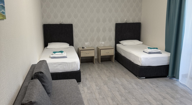 Двухместный полулюкс с балконом Отель Aqua Hotel