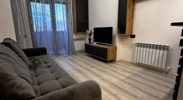 Perte House on Anastas Mikoyan 64/5 Apartments, Prenota Appartamento Hotel a Erevan con parcheggio, Parcheggio