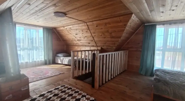 Gostiny Dvor Bereginya, Prenota Hotel Khuzhir 