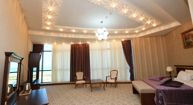 Полулюкс Spring Hotel