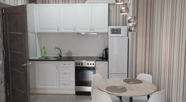 Uyutnaya Yevrodvushka V Tsentre Ryadom S Avtovokzalom Flat, Réserver Appartement Hôtels à Karelia avec parking, Parking