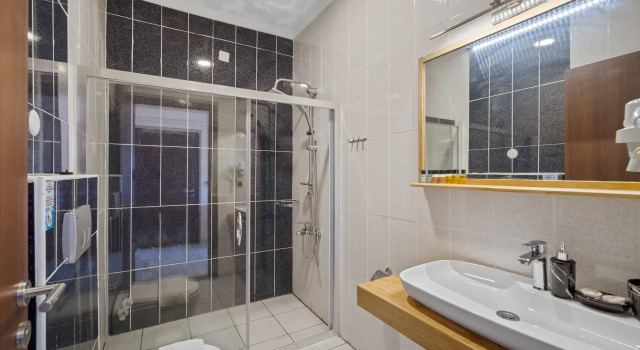 Трёхместный номер Standard с балконом и с красивым видом из окна Eden Pyara Hotel Turunc