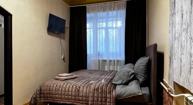 S Khoroshim Remontom Uyutnaya I Svetlaya Flat, Prenota Appartamento Hotel a Perm Krai con parcheggio, Parcheggio