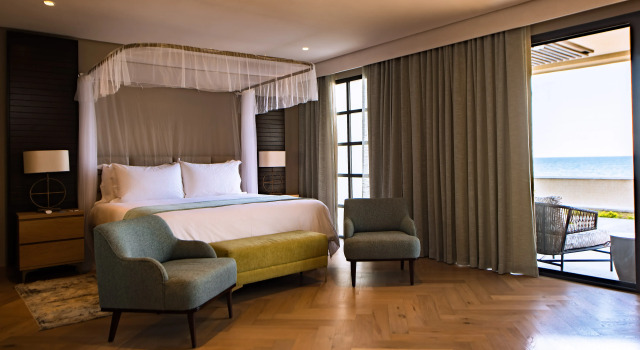 Suite with balcony Sunbird Waterfront