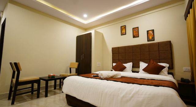 Двухместный номер Deluxe с балконом New Hotel Suhail