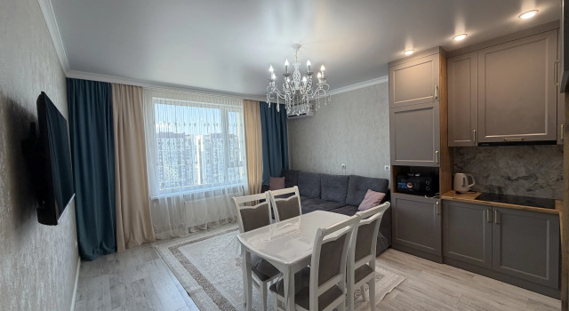S Krasivym Vidom V Tsentre | Ochen Blizko K Metro Flat, Prenota Appartamento Astana Kazakistan