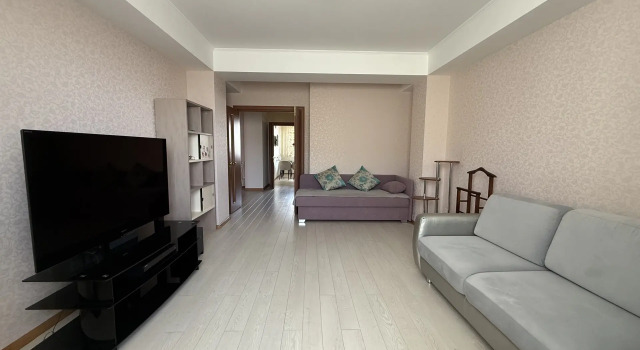 Prostornaya v Luchshem Rayone Goroda Flat, Boek Appartement Joezjno-Sachalinsk Oblast Sachalin