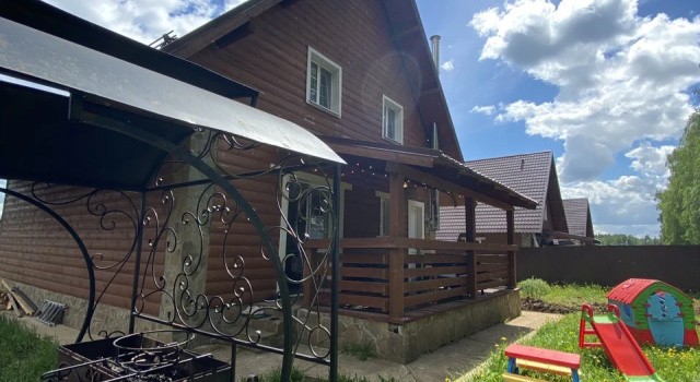 Na Zhivom Ozere Guest House, Book Pension Hoteller i Moskva oblast med parkering, Parkering