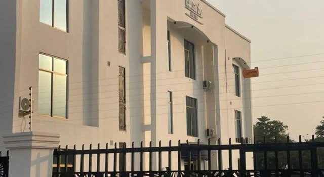 Eduardo Hotel, Boek Hotel Bwari Abuja
