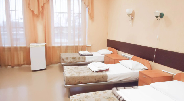 Кровать в общем номере Отель Smart Hotel Сызрань