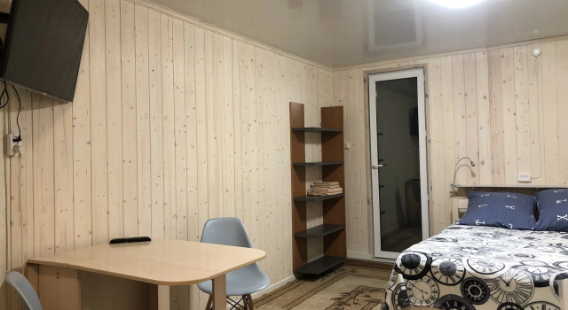 Uyut Private House, Buchen Sie Ferienhaus Trudovoye 
