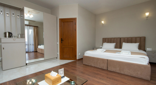 Habitación doble Confort con balcón y con vista Hillside Guest House