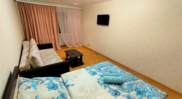 Na Lesotekhnikuma 26/2 Vblizi ot TRC Planeta Flat, Book Lejlighed Hoteller i Bashkortostan med parkering, Parkering