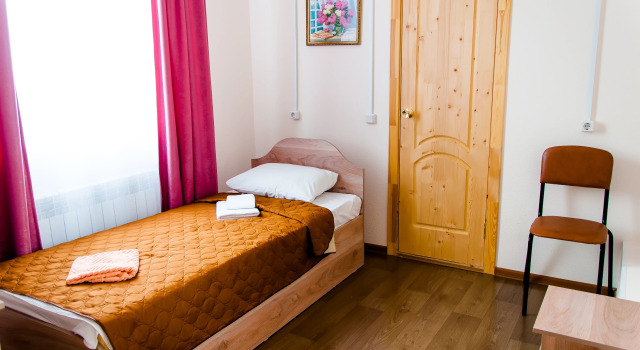 Pridorozhny Kompleks Lukomorye Mini-Hotel, Book Inn Nelazskoye 