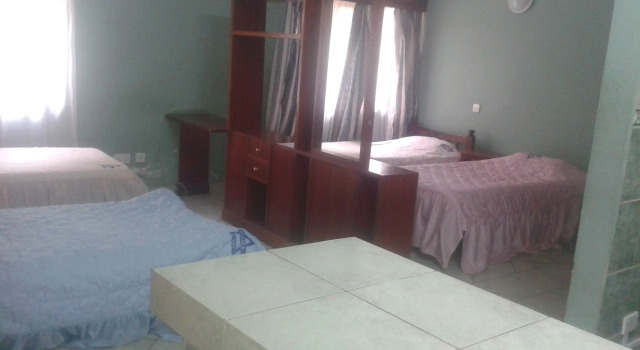 Номер Standard с красивым видом из окна YWCA Parkview Suites