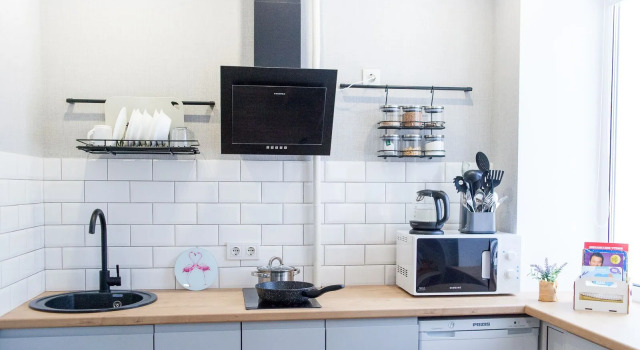 Studiya Flamingo v Samom Serdce Goroda Flat, Book Apartment Hotels in Kirov Region with Parking, Parking