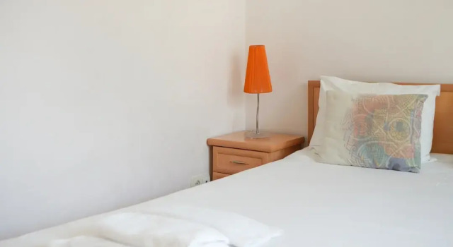 Четырёхместные апартаменты Frik с балконом и с видом на город RIS Central Apartments Yerevan
