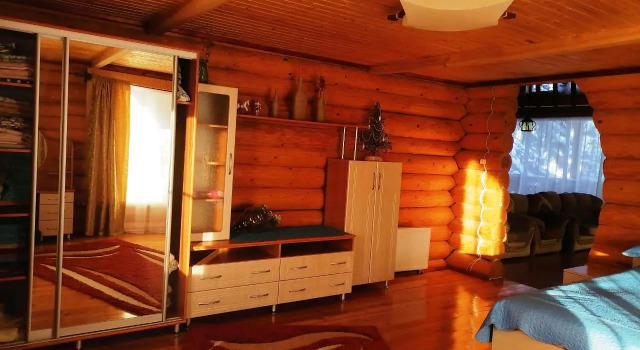 Dom Kapitana V Kirillove Guest house, Book Guesthouse Hotels in Vologda Region with Parking, Parking