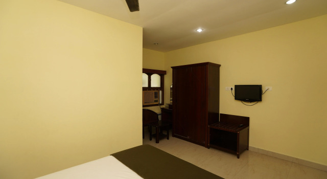 Номер Classic с балконом и с красивым видом из окна Lloyds Serviced Apartments,Krishna Street,T Nagar