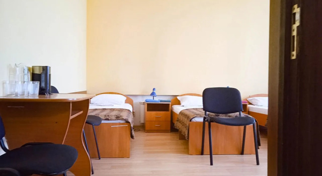 Кровать в общем номере (женский номер) Мини-отель Smart Hotel Омск