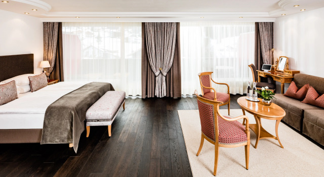 Одноместный номер Deluxe с балконом и с красивым видом из окна Hotel Alpenroyal - The Leading Hotels of the World