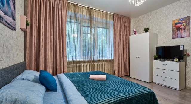 60 Let Oktyabrya 23 Flat, Book Apartment  