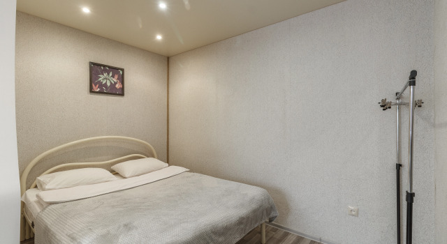 Ne Vopros u zhd i avto vokzala Flat, Book Apartment Industrial area 