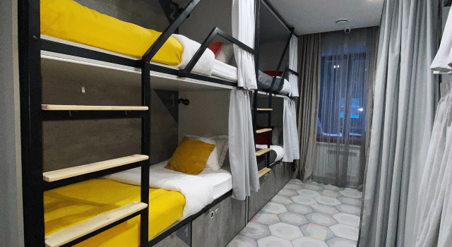 Кровать в общем номере Хостел Poshtel VDali