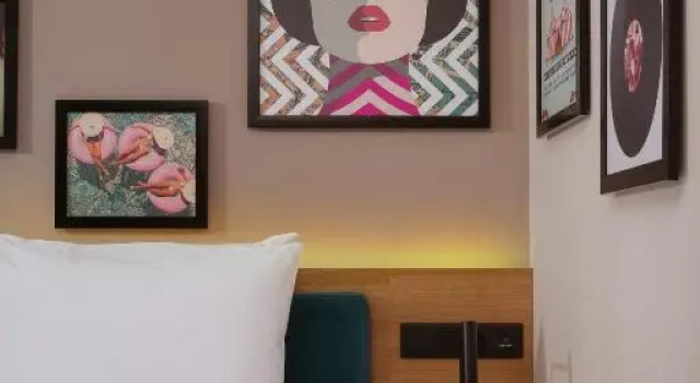 Двухместный номер с кроватью Queen size Hampton By Hilton Москва Рогожский Вал