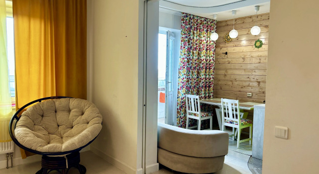 Апартаменты ApartHome в Центре, Забронировать Апартаменты/квартира Отели Краснодара с парковкой, рядом с City Centre Shopping Mall, Парковка