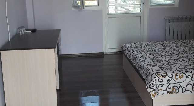 Standardní Dvoulůžkový s manželskou postelí pokoj s balkonem a a výhledem Iskander Mini-hotel