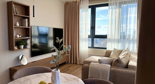 V Sovremennom Tsentre Kazani Zhk Uno 18 Etazh Flat, Prenota Appartamento Hotel a Tatarstan con parcheggio, Parcheggio