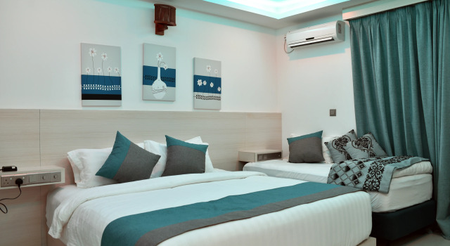Номер Deluxe с балконом Отель Grand Beach Dhigurah