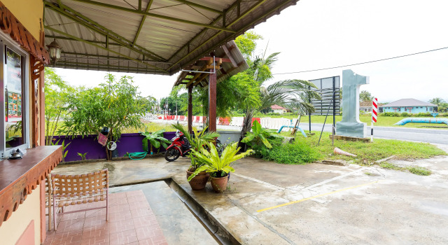 Номер Standard Отель ZEN Rooms Jalan Bohor
